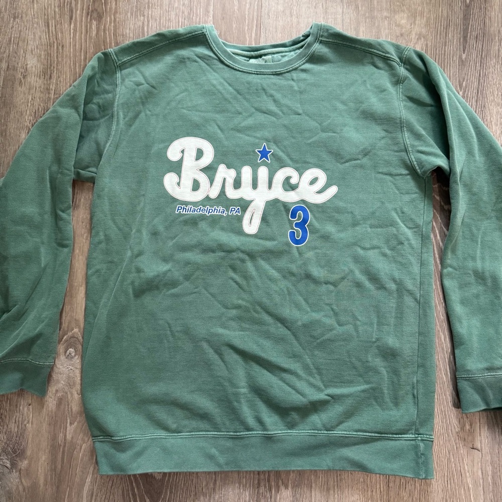 Philadelphia Phillies Bryce Harper Sweatshirt 
Sz. M/L MLB